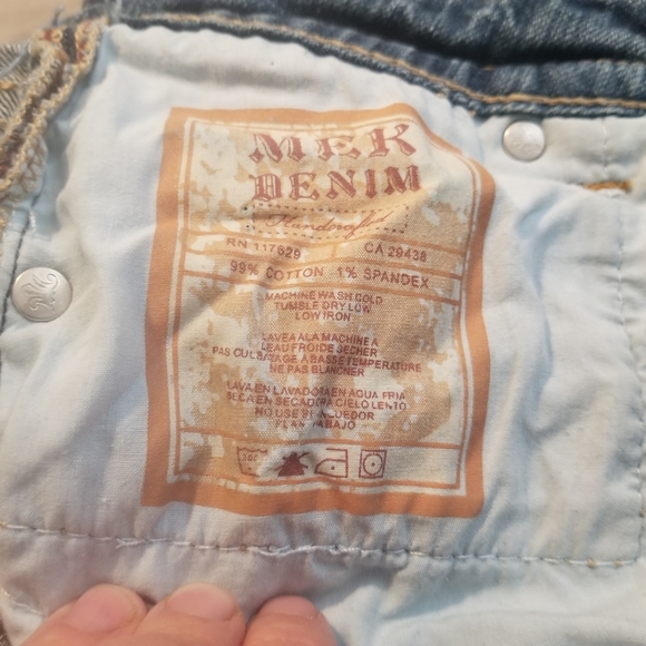 Mek denim women's zanzibar cigarette distressed jeans - Picture 14 of 16